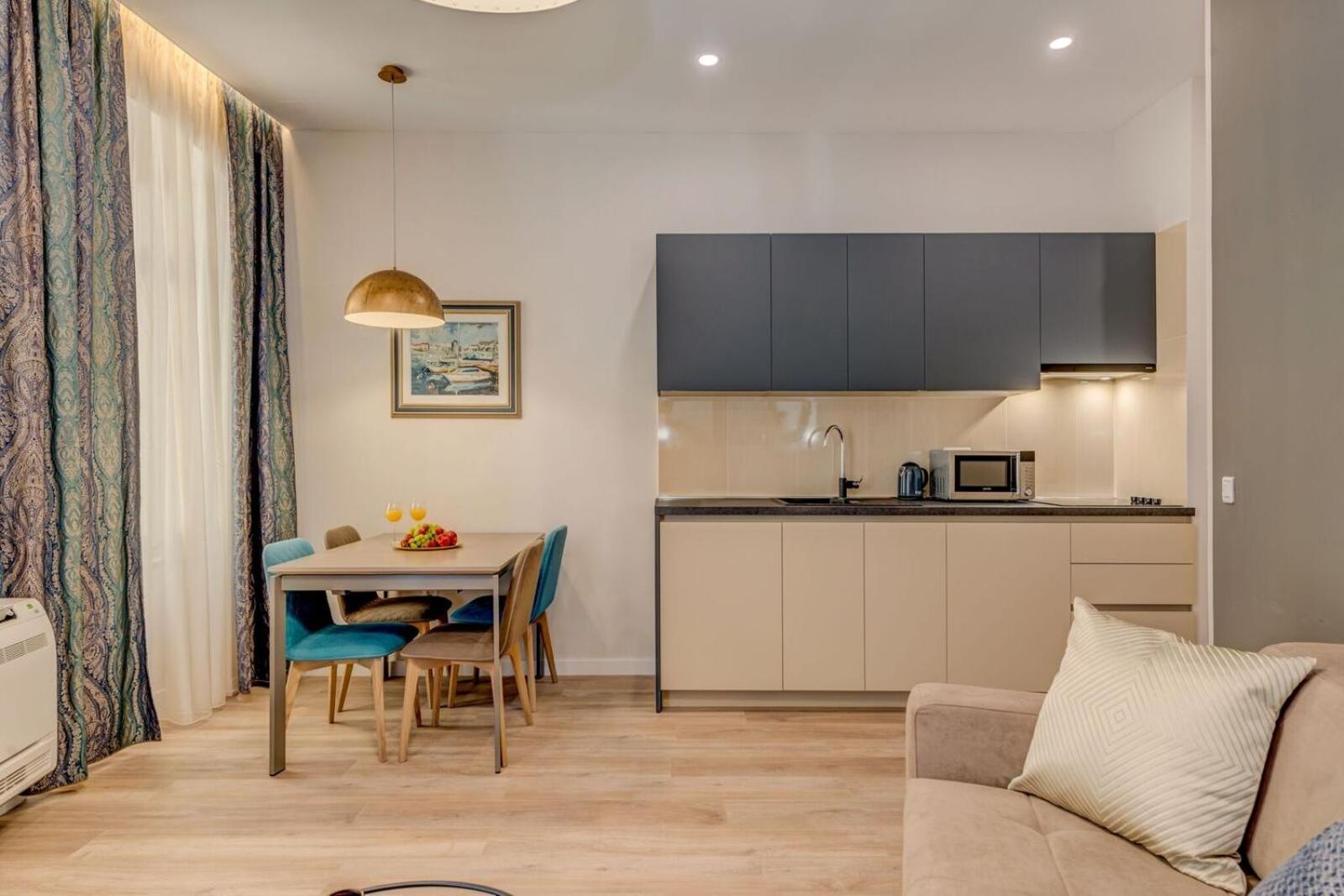 Royal Theatre Apartment Сплит Екстериор снимка